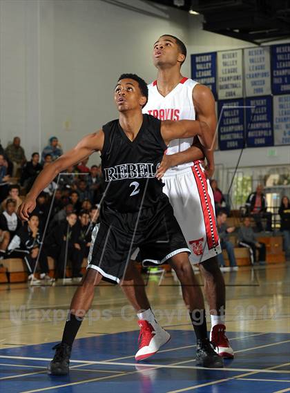Thumbnail 3 in Miller vs. Fort Bend Travis (MaxPreps Holiday Classic) photogallery.