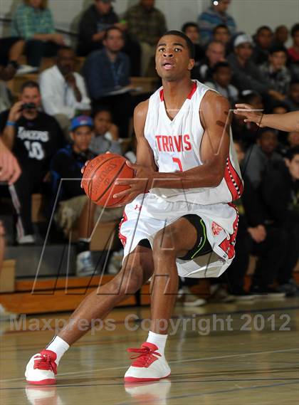 Thumbnail 2 in Miller vs. Fort Bend Travis (MaxPreps Holiday Classic) photogallery.