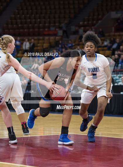 Thumbnail 3 in Grandview vs. Highlands Ranch (CHSAA 5A Great 8) photogallery.