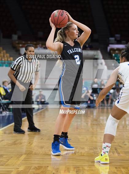 Thumbnail 3 in Grandview vs. Highlands Ranch (CHSAA 5A Great 8) photogallery.