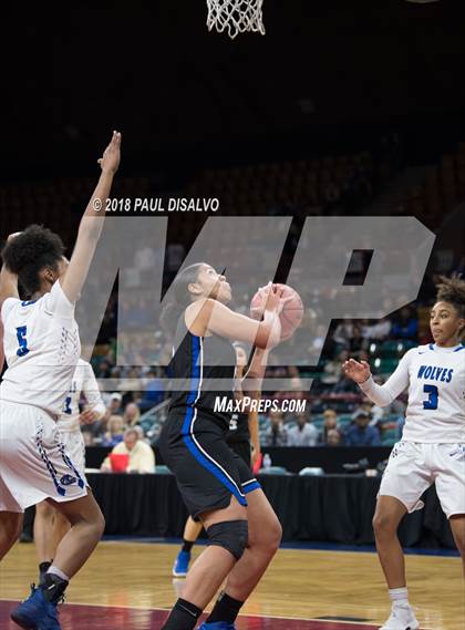 Thumbnail 3 in Grandview vs. Highlands Ranch (CHSAA 5A Great 8) photogallery.