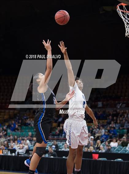 Thumbnail 1 in Grandview vs. Highlands Ranch (CHSAA 5A Great 8) photogallery.