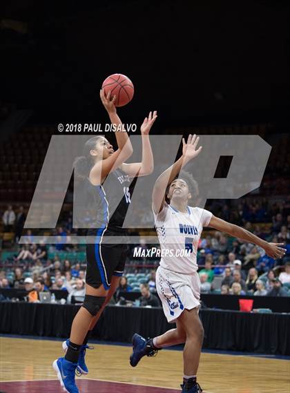 Thumbnail 2 in Grandview vs. Highlands Ranch (CHSAA 5A Great 8) photogallery.