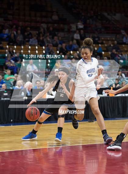 Thumbnail 2 in Grandview vs. Highlands Ranch (CHSAA 5A Great 8) photogallery.