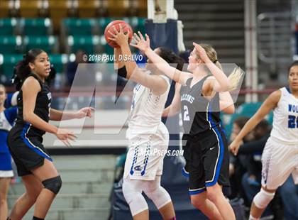 Thumbnail 1 in Grandview vs. Highlands Ranch (CHSAA 5A Great 8) photogallery.