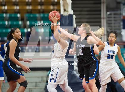 Thumbnail 3 in Grandview vs. Highlands Ranch (CHSAA 5A Great 8) photogallery.