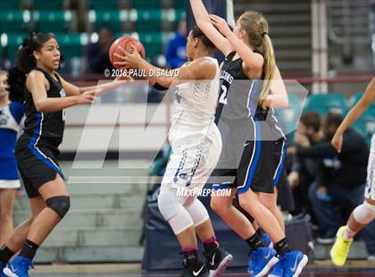 Thumbnail 2 in Grandview vs. Highlands Ranch (CHSAA 5A Great 8) photogallery.
