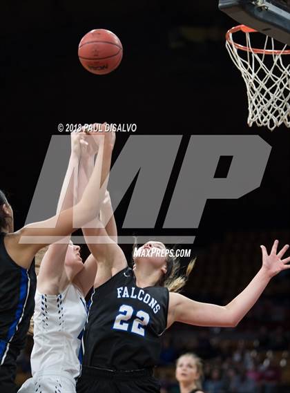 Thumbnail 3 in Grandview vs. Highlands Ranch (CHSAA 5A Great 8) photogallery.