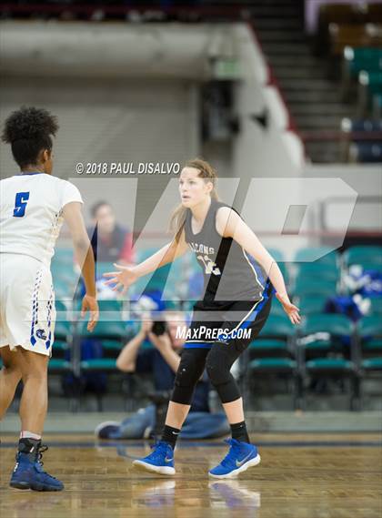 Thumbnail 2 in Grandview vs. Highlands Ranch (CHSAA 5A Great 8) photogallery.