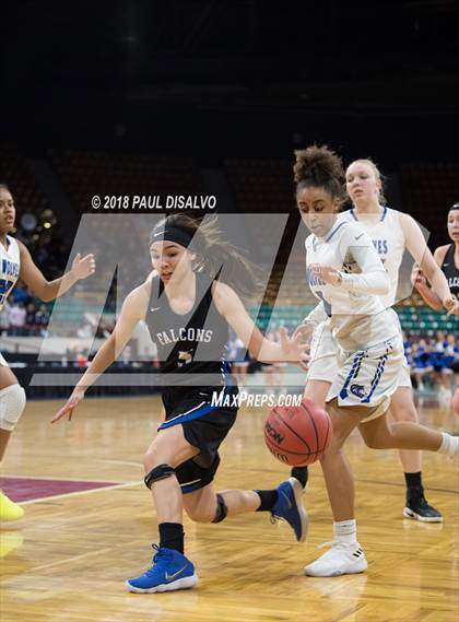 Thumbnail 3 in Grandview vs. Highlands Ranch (CHSAA 5A Great 8) photogallery.