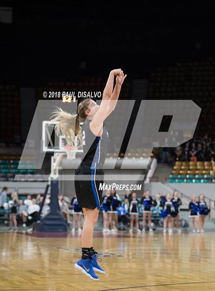 Thumbnail 3 in Grandview vs. Highlands Ranch (CHSAA 5A Great 8) photogallery.