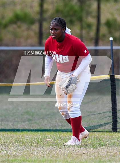 Thumbnail 3 in Lincoln vs Handley photogallery.