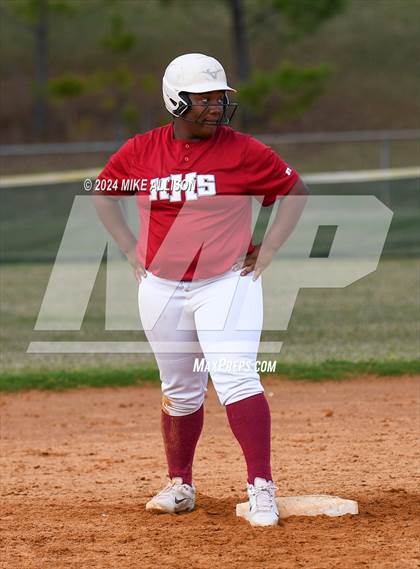 Thumbnail 3 in Lincoln vs Handley photogallery.