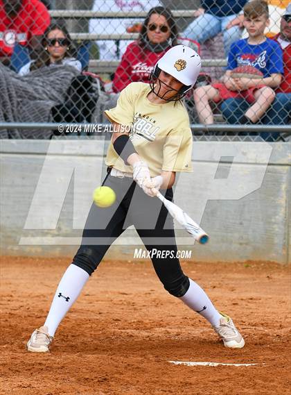 Thumbnail 3 in Lincoln vs Handley photogallery.