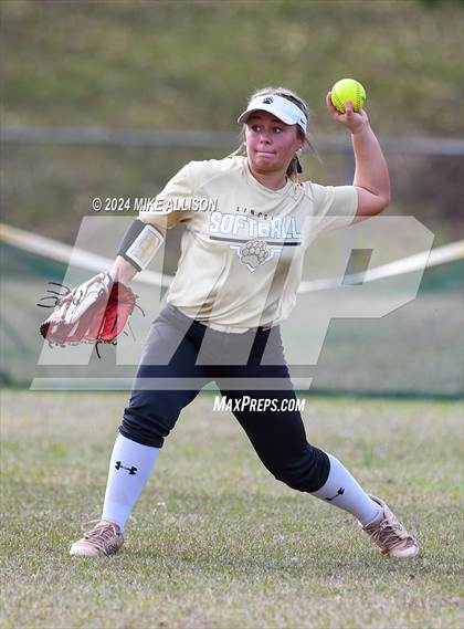 Thumbnail 1 in Lincoln vs Handley photogallery.