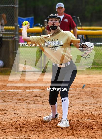Thumbnail 1 in Lincoln vs Handley photogallery.