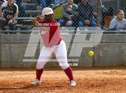 Thumbnail 1 in Lincoln vs Handley photogallery.