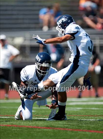 Thumbnail 3 in Timpview vs. Bakersfield (Mission Viejo Football Classic) photogallery.