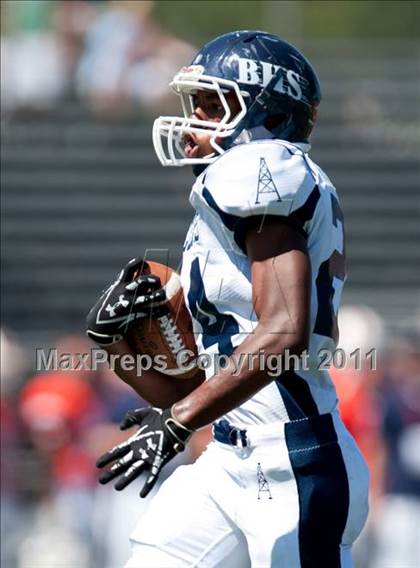 Thumbnail 1 in Timpview vs. Bakersfield (Mission Viejo Football Classic) photogallery.