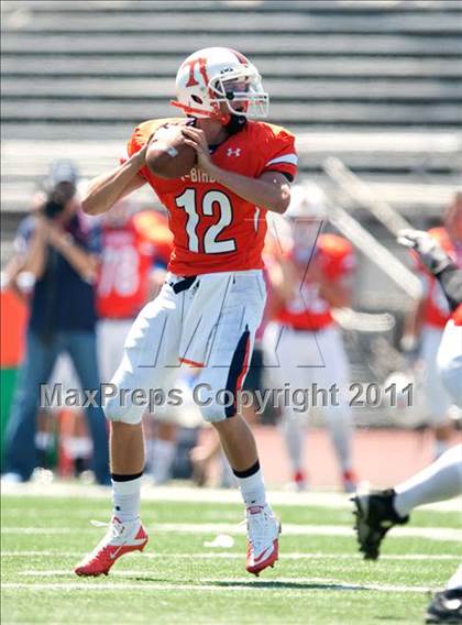 Thumbnail 3 in Timpview vs. Bakersfield (Mission Viejo Football Classic) photogallery.