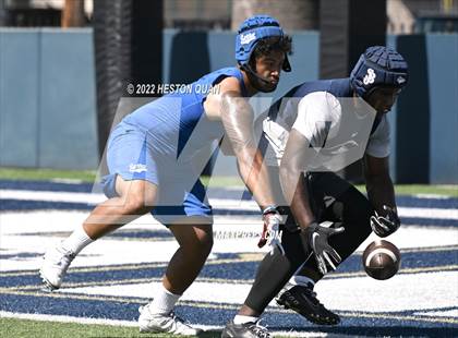 Thumbnail 3 in St. John Bosco vs. Serra (Brave 8 Invitational) photogallery.