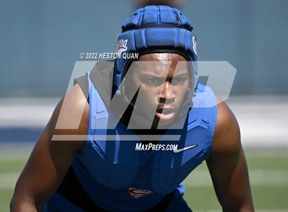 Thumbnail 1 in St. John Bosco vs. Serra (Brave 8 Invitational) photogallery.