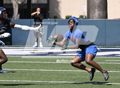 Thumbnail 2 in St. John Bosco vs. Serra (Brave 8 Invitational) photogallery.