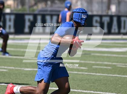 Thumbnail 3 in St. John Bosco vs. Serra (Brave 8 Invitational) photogallery.