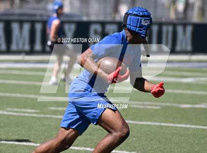 Thumbnail 3 in St. John Bosco vs. Serra (Brave 8 Invitational) photogallery.