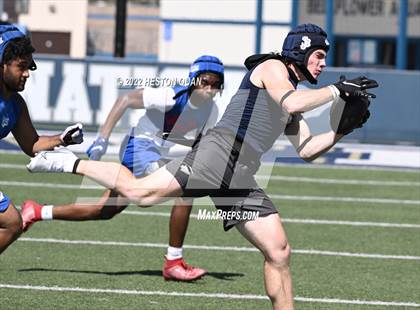 Thumbnail 2 in St. John Bosco vs. Serra (Brave 8 Invitational) photogallery.