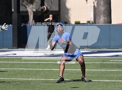 Thumbnail 2 in St. John Bosco vs. Serra (Brave 8 Invitational) photogallery.