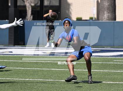 Thumbnail 3 in St. John Bosco vs. Serra (Brave 8 Invitational) photogallery.