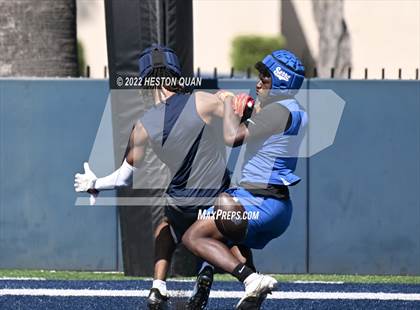 Thumbnail 2 in St. John Bosco vs. Serra (Brave 8 Invitational) photogallery.
