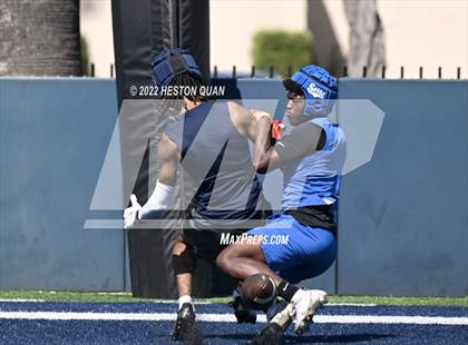 Thumbnail 3 in St. John Bosco vs. Serra (Brave 8 Invitational) photogallery.