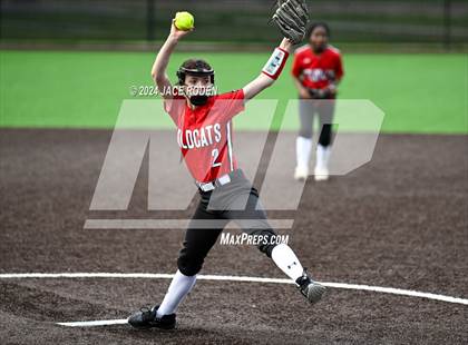 Thumbnail 1 in Kirbyville @ Anahuac photogallery.