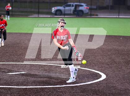Thumbnail 3 in Kirbyville @ Anahuac photogallery.