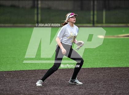 Thumbnail 2 in Kirbyville @ Anahuac photogallery.