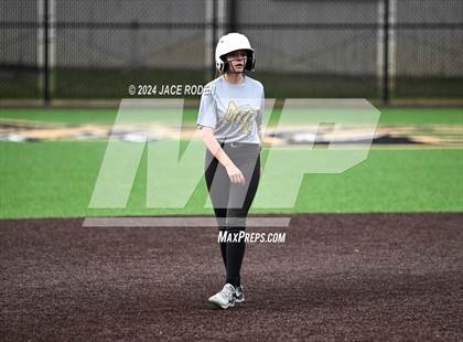 Thumbnail 2 in Kirbyville @ Anahuac photogallery.