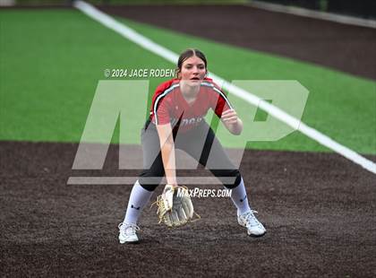 Thumbnail 2 in Kirbyville @ Anahuac photogallery.