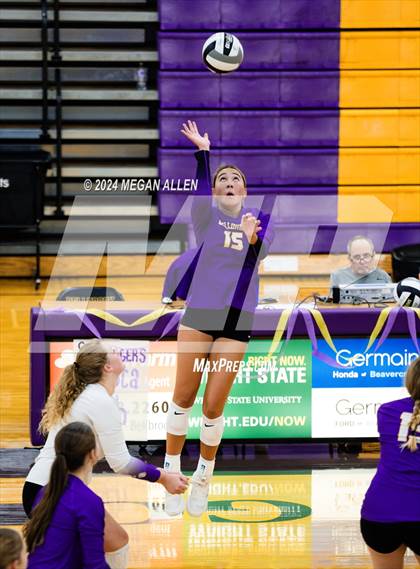 Thumbnail 3 in Edgewood @ Bellbrook photogallery.