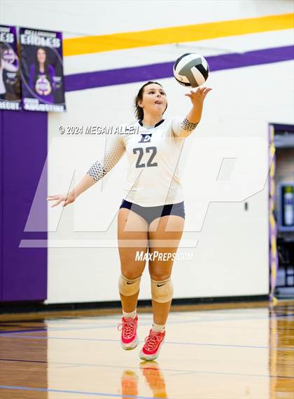 Thumbnail 2 in Edgewood @ Bellbrook photogallery.