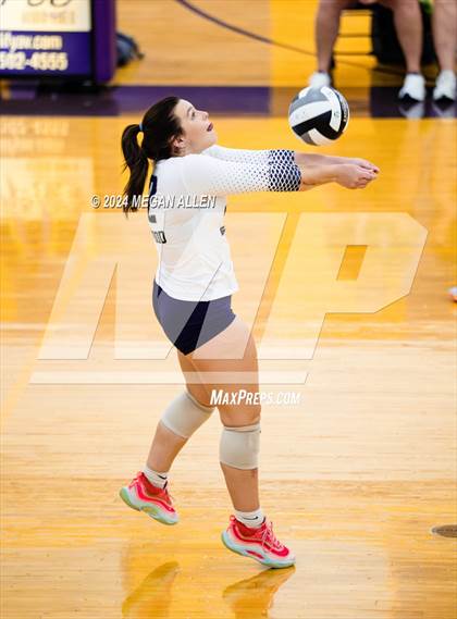 Thumbnail 1 in Edgewood @ Bellbrook photogallery.