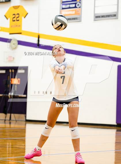 Thumbnail 2 in Edgewood @ Bellbrook photogallery.
