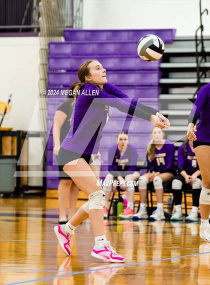 Thumbnail 2 in Edgewood @ Bellbrook photogallery.
