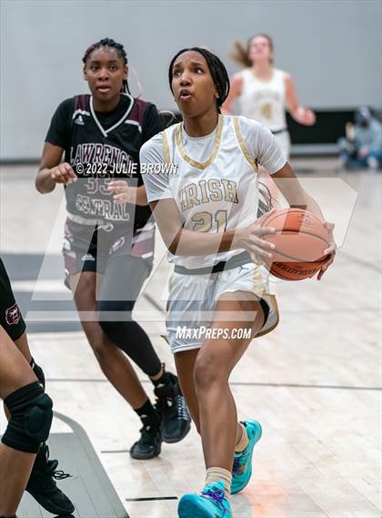 Thumbnail 2 in Lawrence Central vs. Cathedral (IHSAA 4A Sectional Rd 1) photogallery.