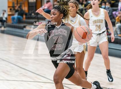 Thumbnail 1 in Lawrence Central vs. Cathedral (IHSAA 4A Sectional Rd 1) photogallery.