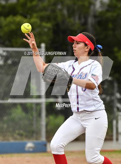 Thumbnail 1 in Montgomery @ Tamalpais photogallery.