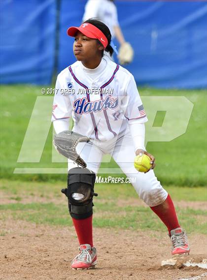 Thumbnail 3 in Montgomery @ Tamalpais photogallery.