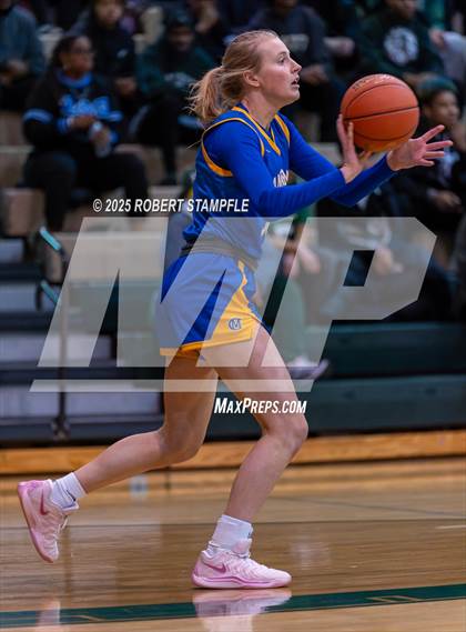 Thumbnail 2 in Canon-McMillan @ Taylor Allderdice (PIAA 6A Round 1) photogallery.