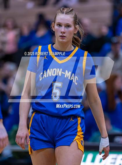 Thumbnail 2 in Canon-McMillan @ Taylor Allderdice (PIAA 6A Round 1) photogallery.